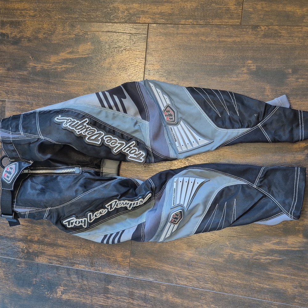 TROY LEE DESIGNS Grand Prix Motocross Pants Youth 22 Dirt Bike Racing GP Bottoms